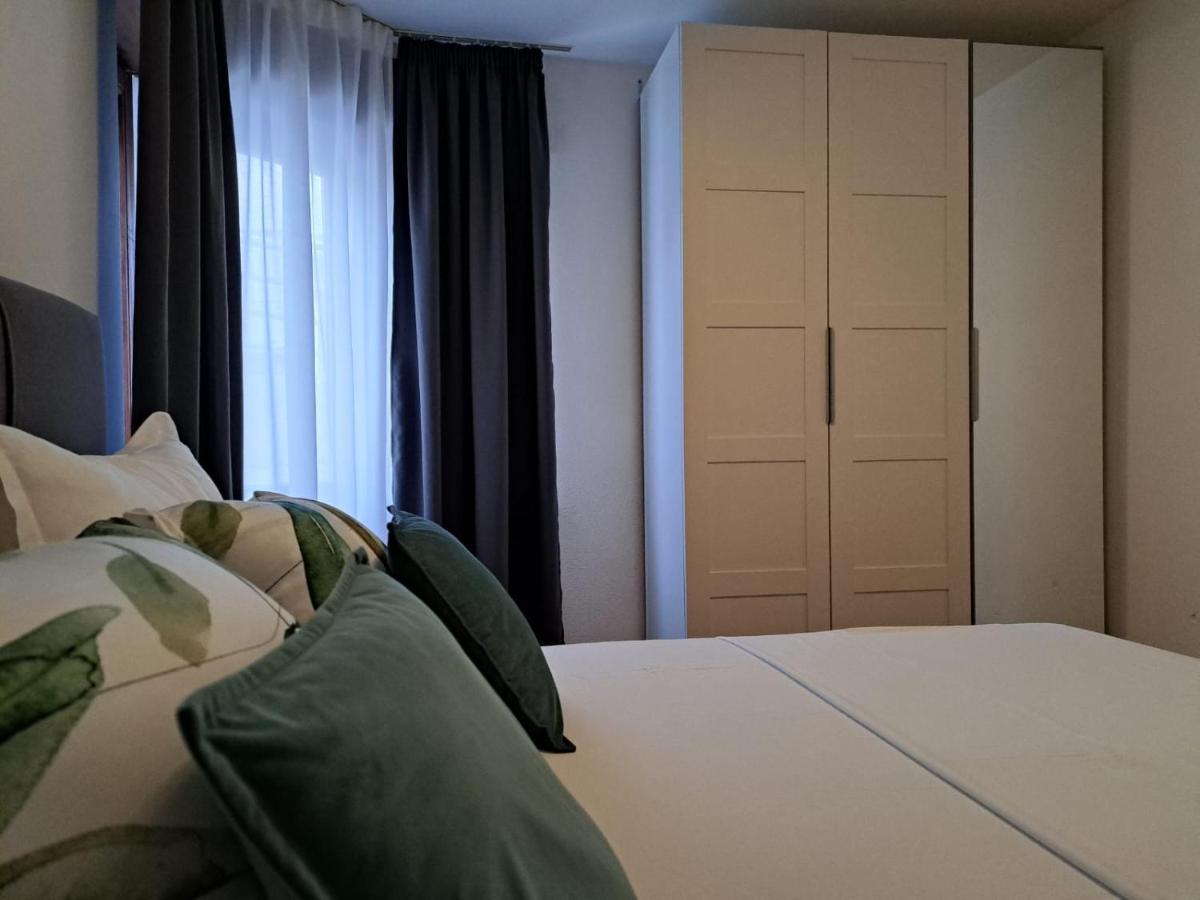 Ocean Apartman Jesenice  Zewnętrze zdjęcie