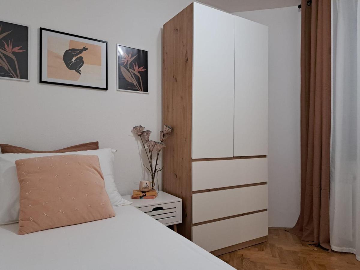 Ocean Apartman Jesenice  Zewnętrze zdjęcie